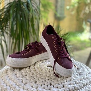 CONVERSE Suede-like Purple Platform Sneaker